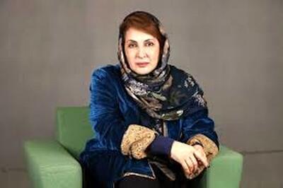  عکسی از خوشگذرانی فاطمه گودرزی با نوه‌هایش