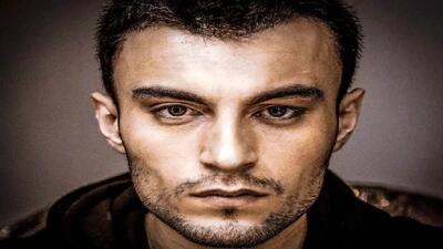  تاریخ وبگردی | زندگی عجیب، عکس ها و بیوگرافی مرتضی امینی تبار