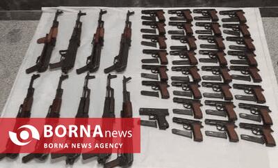  کشف ۴۰ قبضه سلاح جنگی در مرز‌های غربی کرمانشاه