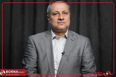  مناف هاشمی: از تولیدکنندگان محصولات ورزشی کشور حمایت می‌کنیم