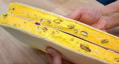  فقط با یک لیتر شیر یه عالمه بستنی سنتی زعفرونی کشدار درست کن !