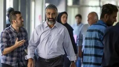 فرزاد حاتمی: پژمان جمشیدی همچنان در بازداشت به سر می‌برد+فیلم