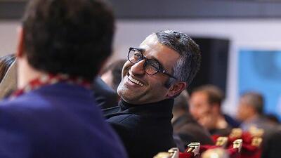  خروج پژمان جمشیدی از در زندان قزلحصار | اقتصاد24