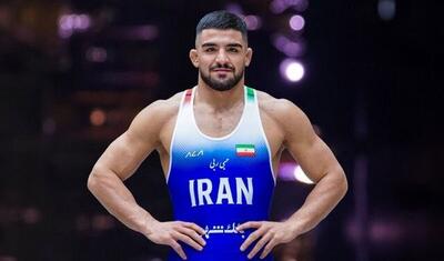  دور افتخار مبین عظیمی با پرچم ایران پس از قهرمانی جهان+ فیلم