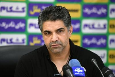 قربانی: تصمیم‌های فدراسیون کمکی به فوتبال نمی‌کند