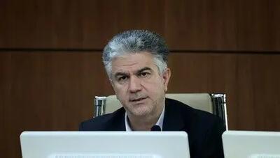 نمی‌توان در پایتخت نشست و برای تمام کشور نسخه واحد نوشت