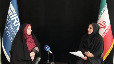  گذر از جوانی با تجرد؛ «کم‌کاری» برخی دستگاه‌ها در حمایت از ازدواج و فرزندآوری جوانان فارسی