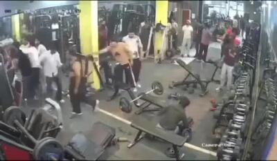 زد و خورد خشن در یک باشگاه ورزشی در بغداد + ویدئو
