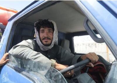  واژگونی خودروی حامل اتباع در بندرعباس