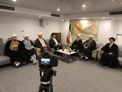  علامه میرزای نائینی در صحنه سیاسی و اجتماعی حضور موثر داشتند