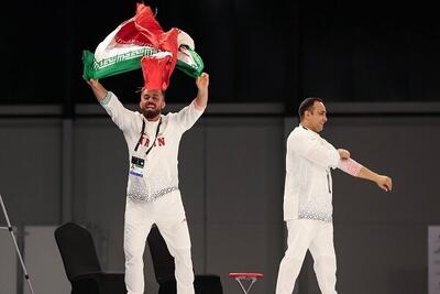 مهدی وظیفه به مدال طلا MMA رسید - پارس فوتبال