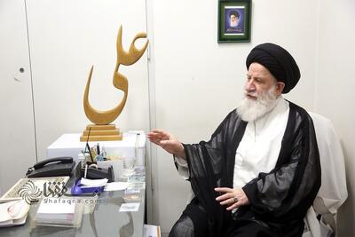 «سنت های حوزوی» در گفت وگوی شفقنا با آیت الله گلپایگانی: ارتباط روحانیت با مردم، نسبت به گذشته کمتر است/ مرحوم والد «با مردم»، «کنار مردم» و «همراه با مردم» زیست می کردند/ سیره سلف صالحه علماء تاکید بر استقلال حوزه های علمیه بوده است/ روحانیون در زندگی حد وسط و اعتدال را بگیرند + ویدئو | خبرگزاری بین‌المللی شفقنا | خبرگزاری شیعیان، فتاوای آیت‌الله سیستانی و مرجعیت، آخرین اخبار ایران و جهان