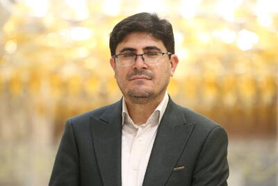 نشان هم‌خوان؛ نماد پاسداشت و تمرکز بر کتابخانه عمومی