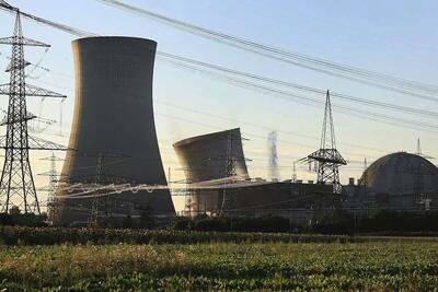  تخریب دو برج خنک‌کننده نیروگاه هسته‌ای بایرن آلمان