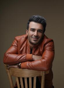  یوسف تیموری مهاجرت کرد؟