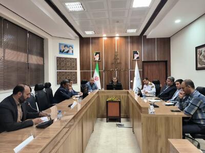  نشست شورای ترافیک کرمان؛ ایمن‌سازی پل‌های عابر پیاده تا ساماندهی تردد شبانه