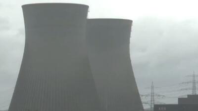  تخریب ۲ برج خنک‌کننده نیروگاه هسته‌ای بایرن