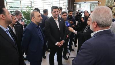 تأکید بر ارتقای خدمات مشتری‌مدار و تقویت اعتماد عمومی در جریان بازدید مدیران ارشد بانک مرکزی و بانک ملی ایران از شعب سابق بانک آینده