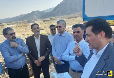  بازدید معاون برنامه‌ریزی و اقتصادی وزیر نیرو از طرح خط انتقال برق کلمه در دشتستان فارس