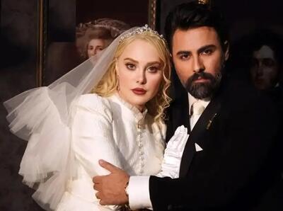  چیدمان خاص و پاییزی سفره عقد آرام جعفری و بابک انصاری