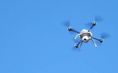  ریزپرنده‌هایِ غیرمجاز در آسمانِ سمنان ساقط می‌شوند