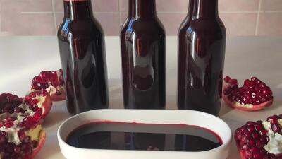  طرز تهیه رب انار طبیعی در خانه بدون کف کردن و خراب شدن / تا سالها رب انار سالم دارید
