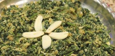 باور نمی کنید اما فقط با اسفناج و تخم مرغ یک خوراک محشر بپزید برانی اسفناج ساده و راحت!