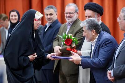  گرامیداشت روز پرستار در دانشگاه آزاد اسلامی برگزار شد/ تأکید بر جایگاه انسان‌دوستانه حرفه پرستاری