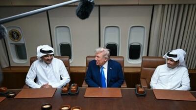  امیر قطر درباره دیدار با ترامپ در هواپیما: گفتم اجازه نمی‌دهم او پرواز کند، مگر این‌که بروم و به وی سلام کنم
