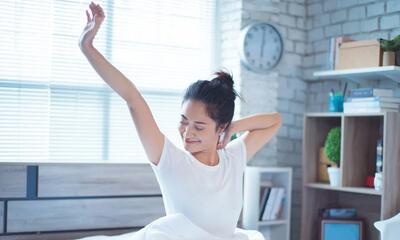 افزایش انرژی در صبح با ۱۲ عادت ساده