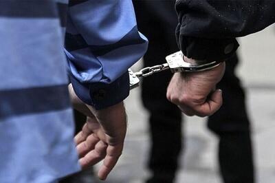 مأمور قلابی حین اخاذی از شهروندان تهرانی دستگیر شد | کشف ۱۵۸ کیلوگرم ماده روانگردان در عملیات مشترک با پلیس مشهد
