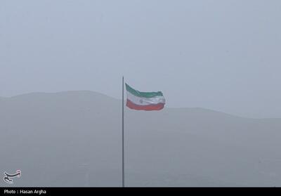 نفوذ غبار به مناطق مرزی کرمانشاه و کاهش دما در نواحی غربی - تسنیم