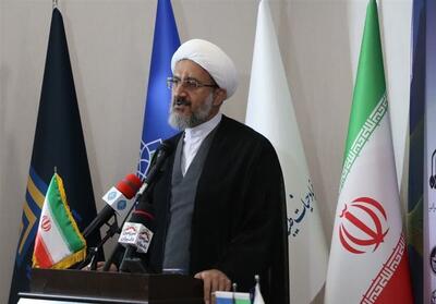 رئیس دانشگاه قم:  سبک زندگی عمومی‌ترین و جدی‌ترین لایه جنگ نرم است - تسنیم