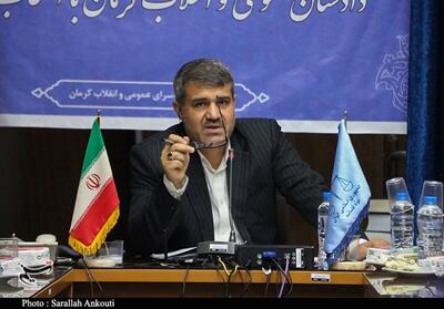 تأکید دادستان کرمان بر ساماندهی خودروهای توقیفی و تسریع در اجرای احکام رفع تصرف اراضی ملی - تسنیم