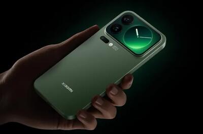 برند شیائومی طراحی موبایل را از نو فتح کرد؛ سری 17 Pro با «Magic Back Screen» آیفون 17 را به چالش کشید