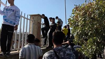 رفت و آمد هوایی هواداران فجر و استقلال