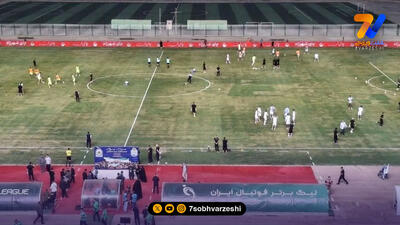 توجیه عجیب مدیرکل ورزش: جنگ در شرق تهران شدیدتر بود، چمن تختی خراب شد!