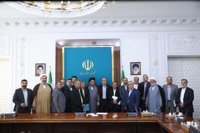 رئیس جمهور: باید اختلافات را کنار گذاشته و همه برای غلبه بر مشکلات متحد و یکصدا باشیم