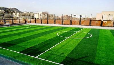  بازسازی زمین چمن ثلاث باباجانی در سال ۱۴۰۵