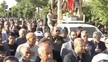 بدرقه مادر شهیدی که ۳ فرزندش را تقدیم وطن کرد
