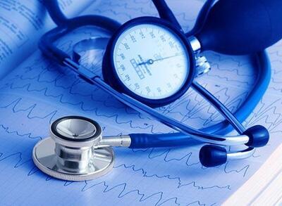  عاملی در زنان که باعث پوکی استخوان می‌شود/ بانوان از این سن به بعد هر روز ۱۲۰۰ میلی‌گرم کلسیم بخورند