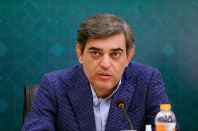  تأکید فرهادی‌پور بر استفاده از فناوری‌های نوین و توسعه محصولات در راستای رضایتمندی بیمه‌گزاران بیمه ملت