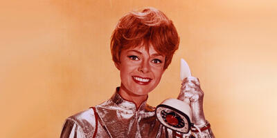  جون لاکهارت، ستاره دوران طلایی هالیوود در ۱۰۰ سالگی درگذشت - چی بپوشم