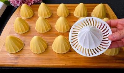  طرز تهیه شیرینی گردویی با خمیر ساده؛ خوش عطر، لطیف و آب شونده در دهان!