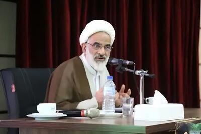 نماینده ولی فقیه در سپاه: بیش از ۱۰۰ آیه سازش با دشمن را مذمت شده/ دشمنان به دنبال بر هم زدن نظام هستند/ جنگ ۱۲ روزه تضمین کننده «تضمین‌کننده بقا و ماندگاری انقلاب»  است