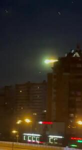  ببینید؛ گوی آتشین مرموز آسمان مسکو را روشن کرد