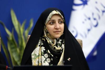  زنان و مردان دو بال پیشرفت کشور هستند