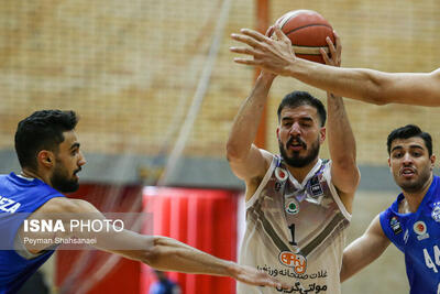  هفته پنجم لیگ برتر بسکتبال ایران؛ رعد پدافند هوایی - استقلال