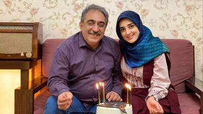  زیباترین جانماز گلدوزی شده ستاره سادات قطبی همراه با تسبیح مرواریدی