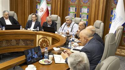 بانک مرکزی، بزرگ‌ترین مانع پیش ‌روی صنعت است | سازوکار بورس کالا نیازمند اصلاح جدی